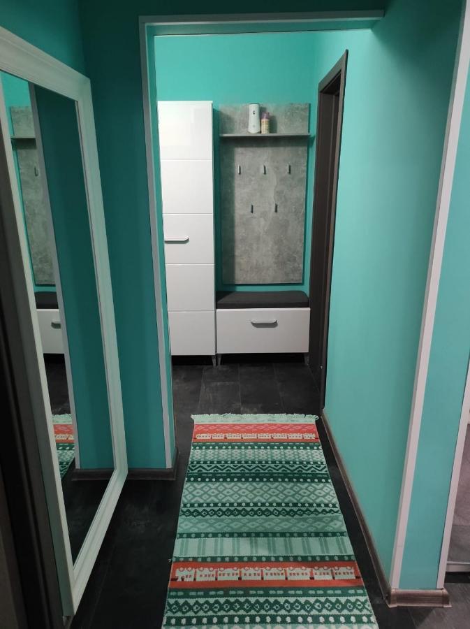 Private Room Near 3 Min Metrou Crangasi, 40 M2 Bucharest Exterior photo