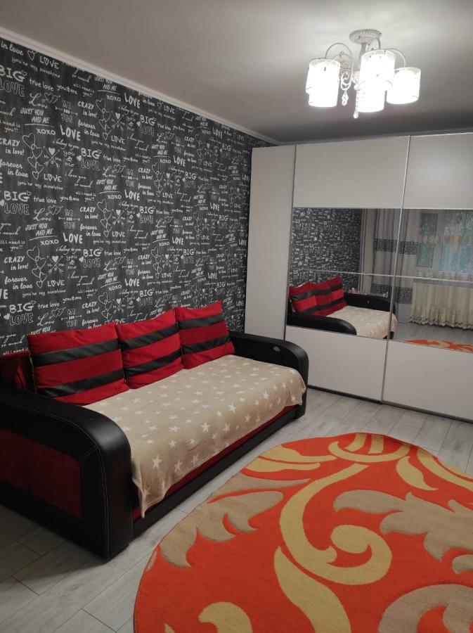 Private Room Near 3 Min Metrou Crangasi, 40 M2 Bucharest Exterior photo